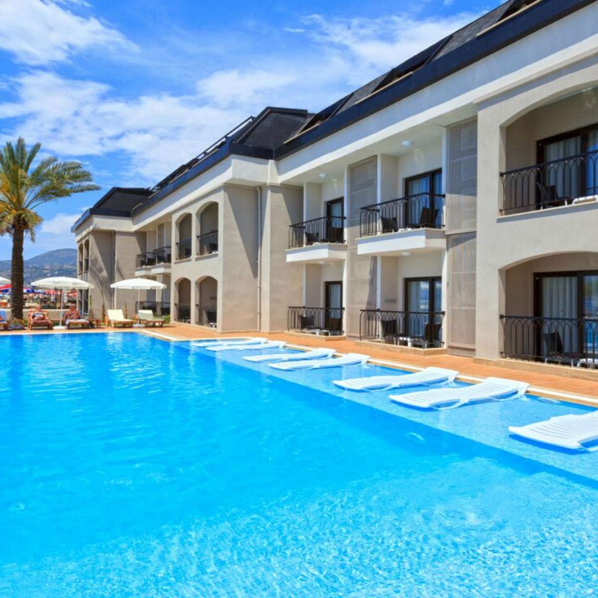 Alaaddin Beach m/halvpension